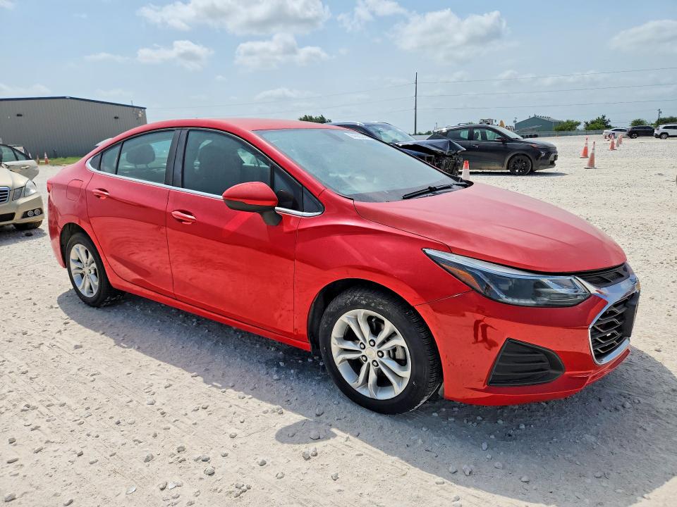 64062246 :رقم المزاد ، 1G1BE5SM9K7112760 vin ، 2019 Chevrolet Cruze مزاد بيع
