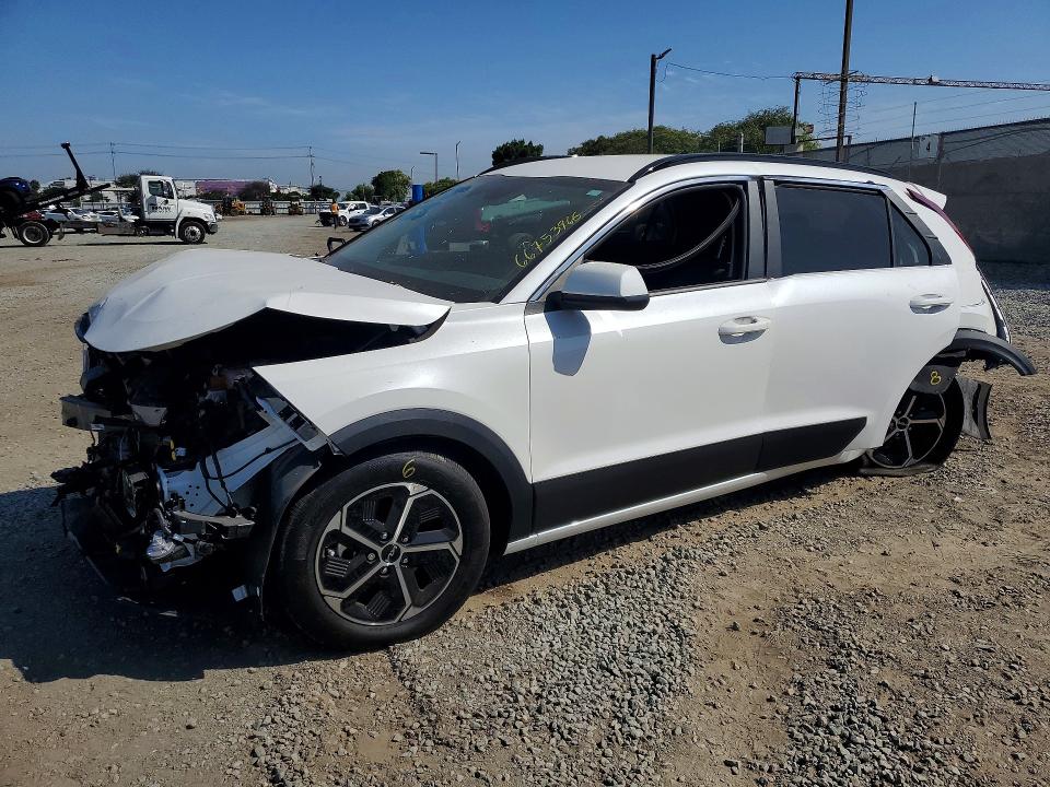 2026 Kia Niro მანქანა იყიდება აუქციონზე, vin: KNDCP3LE9T5378701, აუქციონის ნომერი: 66753966