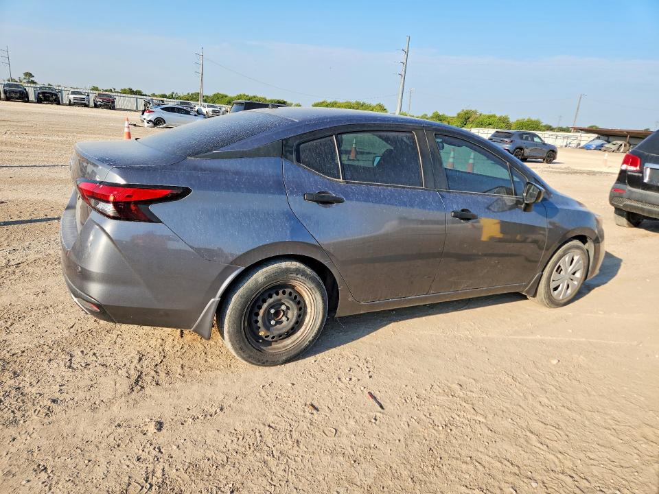 66745126 :رقم المزاد ، 3N1CN8DV0ML897111 vin ، 2021 Nissan Versa مزاد بيع