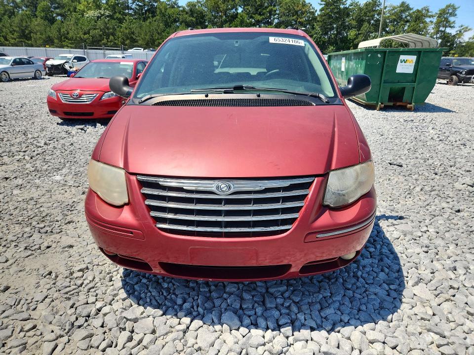 2005 Chrysler Town & Country მანქანა იყიდება აუქციონზე, vin: 2C4GP54L85R536347, აუქციონის ნომერი: 65324106