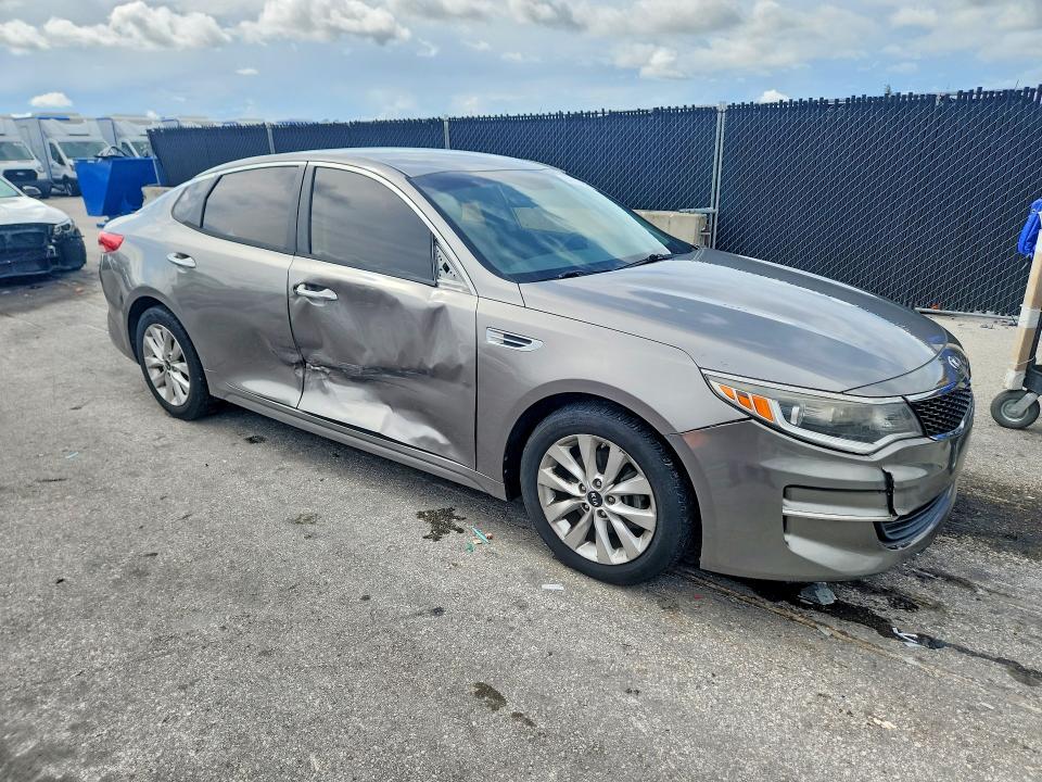 Продажа на аукционе авто 2016 Kia Optima, vin: 5XXGT4L33GG060639, номер лота: 64414176