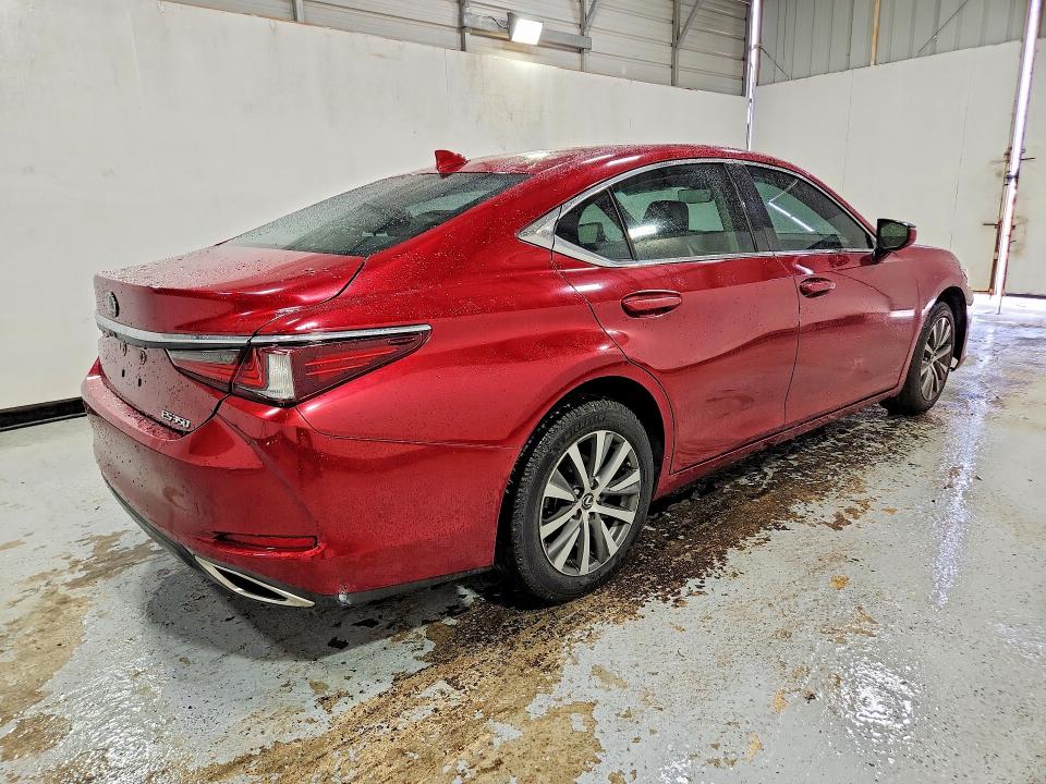 64646816 :رقم المزاد ، 58ABZ1B18KU013900 vin ، 2019 Lexus Es مزاد بيع