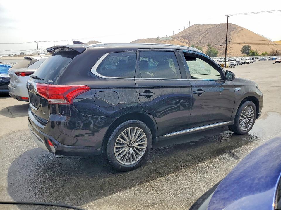 Продаж на аукціоні авто 2022 Mitsubishi Outlander, vin: JA4J2VA76NZ029121, номер лоту: 63535876