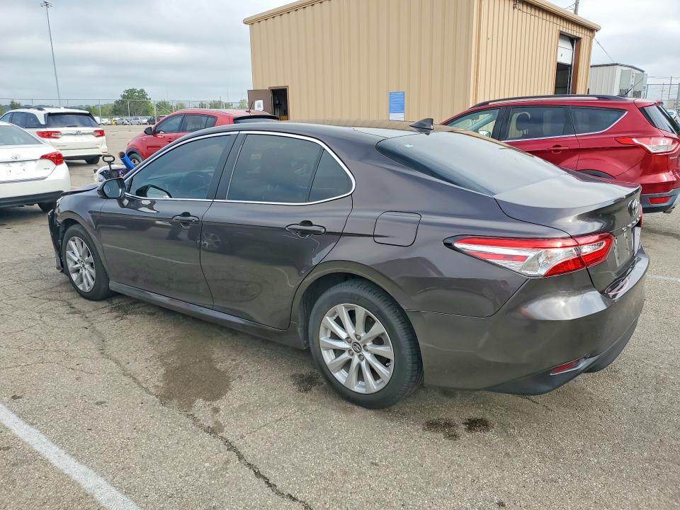 2019 Toyota Camry მანქანა იყიდება აუქციონზე, vin: 4T1B11HK8KU823185, აუქციონის ნომერი: 63505326