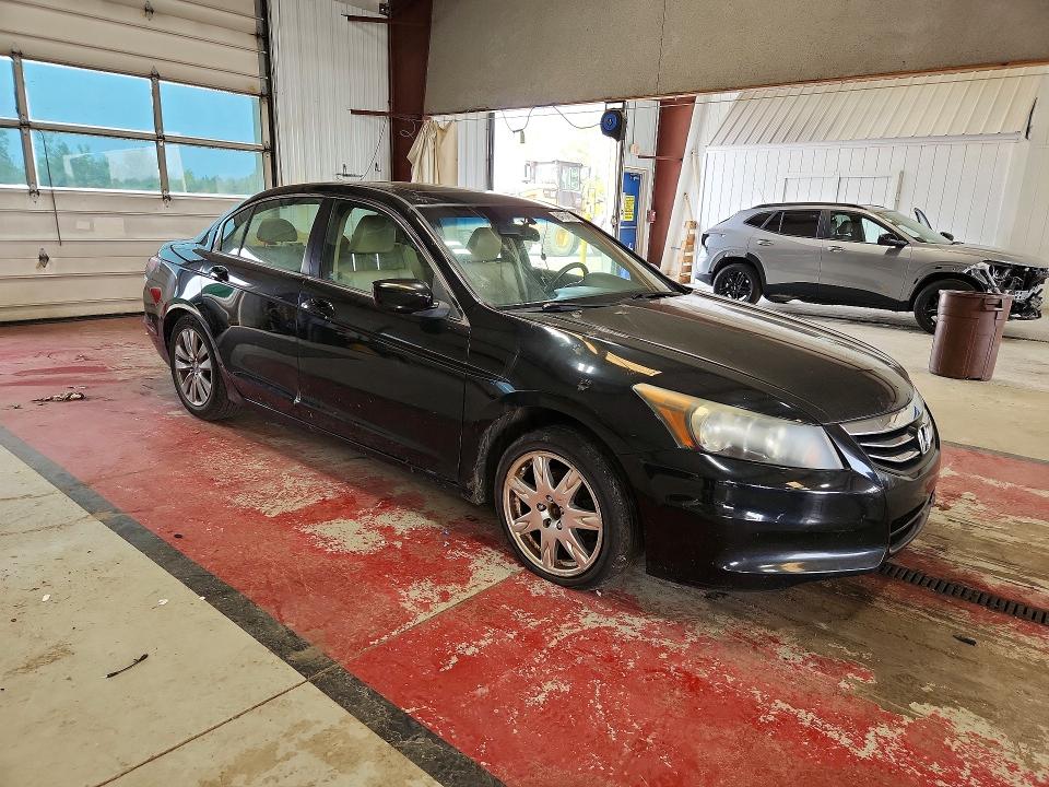 Продаж на аукціоні авто 2012 Honda Accord, vin: 1HGCP2F83CA070268, номер лоту: 64734606