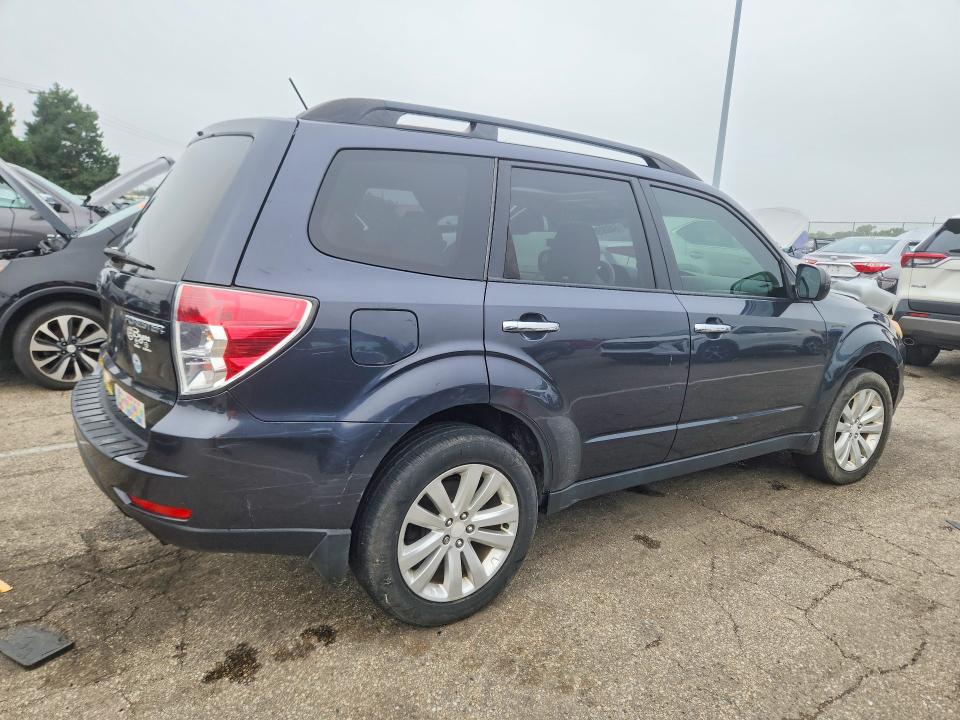 64820986 :رقم المزاد ، JF2SHBDC0CH417076 vin ، 2012 Subaru Forester مزاد بيع