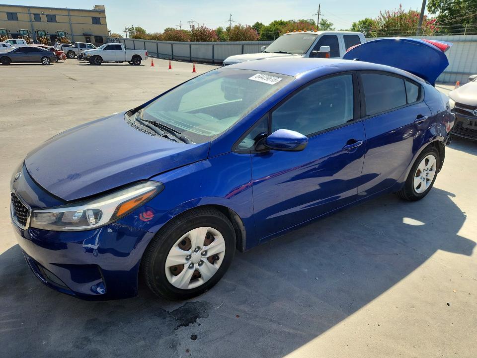 64429616 :رقم المزاد ، 3KPFK4A72JE185202 vin ، 2018 Kia Forte مزاد بيع