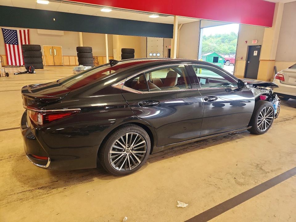 64369896 :رقم المزاد ، 58ADA1C12SU074948 vin ، 2025 Lexus Es 300h مزاد بيع