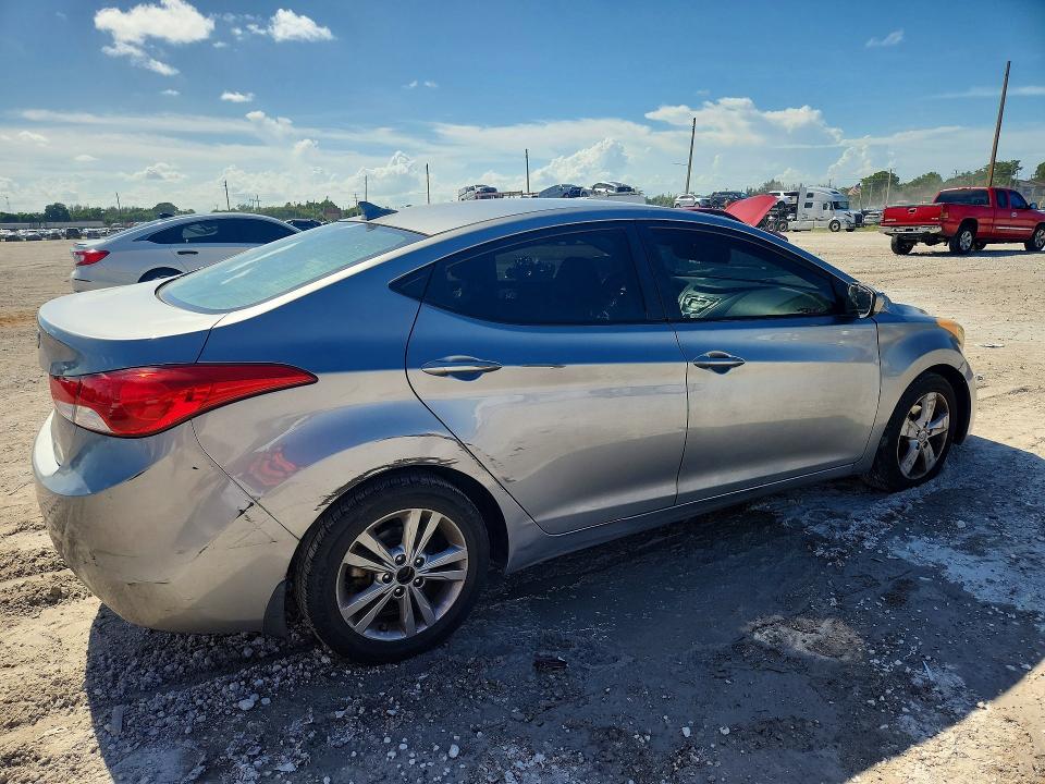 64794036 :رقم المزاد ، KMHDH4AE4CU386586 vin ، 2012 Hyundai Elantra مزاد بيع