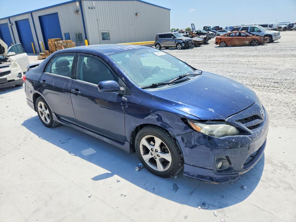 64788826 :رقم المزاد ، 2T1BU4EE8CC880819 vin ، 2012 Toyota Corolla مزاد بيع