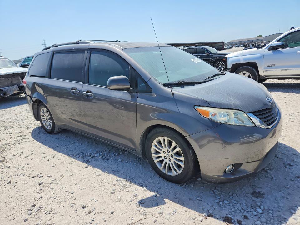 Aukcja sprzedaży 2011 Toyota Sienna, vin: 5TDYK3DC1BS136012, numer aukcji: 65738516