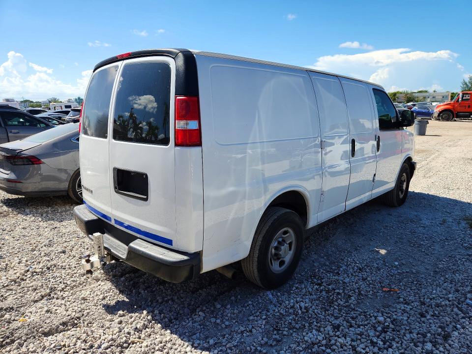 Aukcja sprzedaży 2017 Chevrolet Express G2500, vin: 1GCWGAFF7H1247142, numer aukcji: 64836996