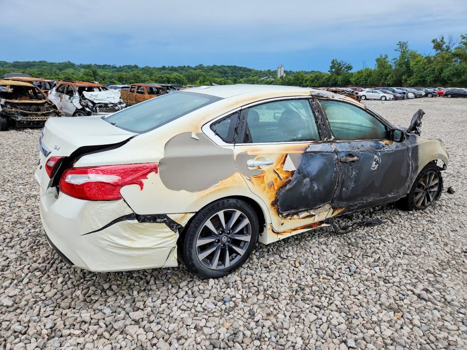 Aukcja sprzedaży 2016 Nissan Altima, vin: 1N4AL3AP0GC261958, numer aukcji: 62673666