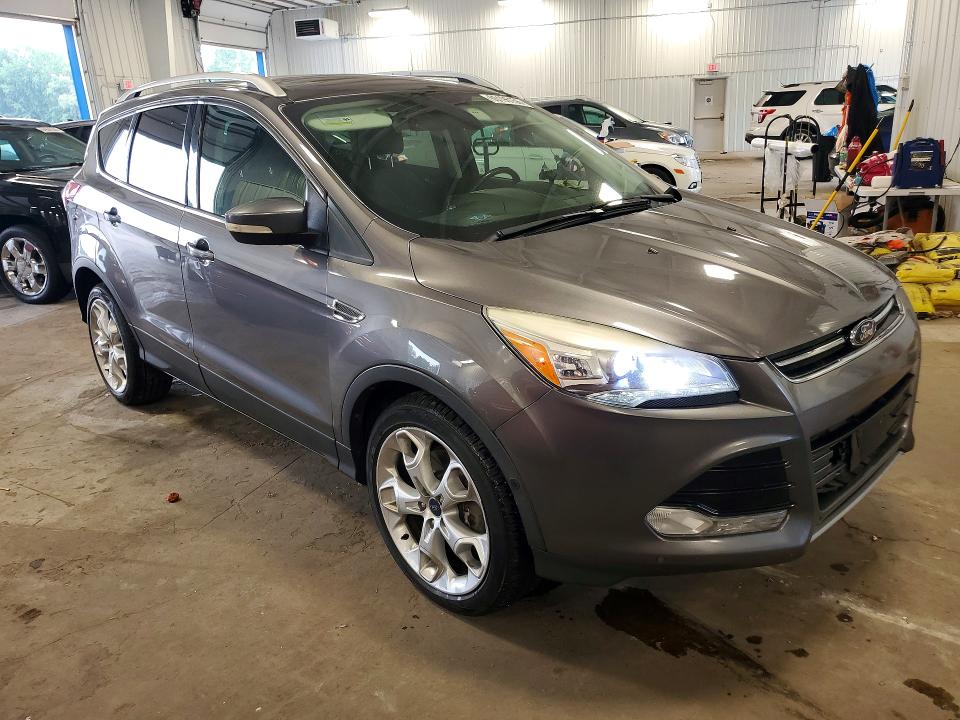 2014 Ford Escape მანქანა იყიდება აუქციონზე, vin: 1FMCU9J99EUB26548, აუქციონის ნომერი: 65196156