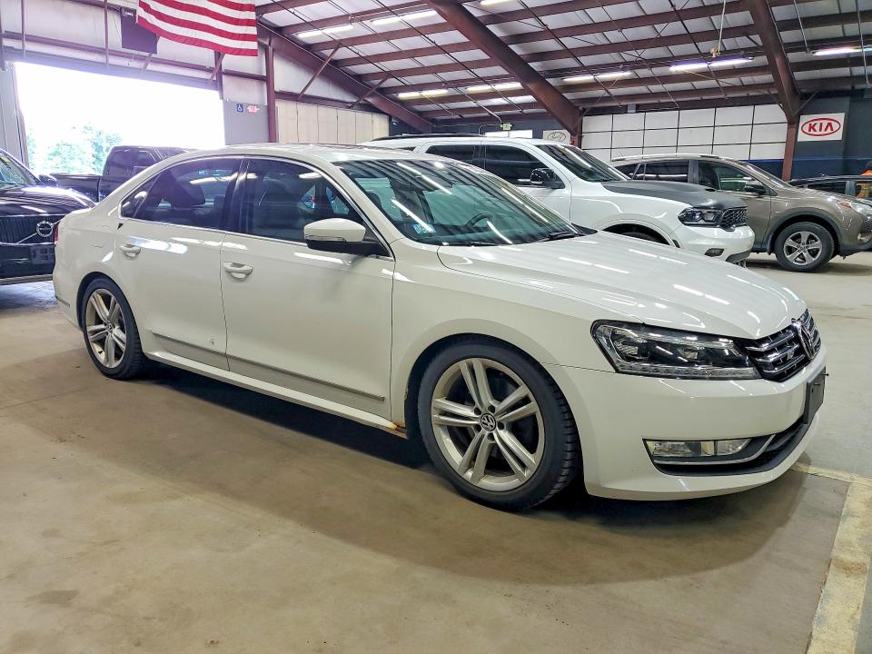 Продажа на аукционе авто 2014 Volkswagen Passat, vin: 1VWCN7A35EC031327, номер лота: 64264696
