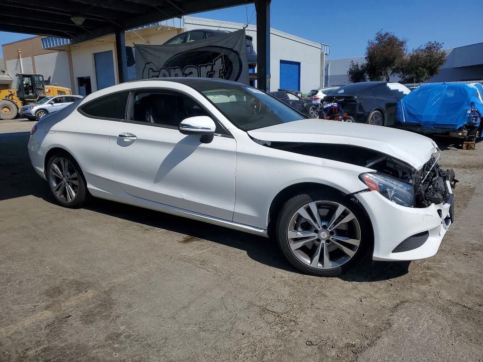 64599866 :رقم المزاد ، WDDWJ4JBXHF367484 vin ، 2017 Mercedes-benz C مزاد بيع