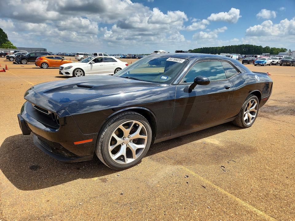 64758026 :رقم المزاد ، 2C3CDZBG1FH788621 vin ، 2015 Dodge Challenger مزاد بيع