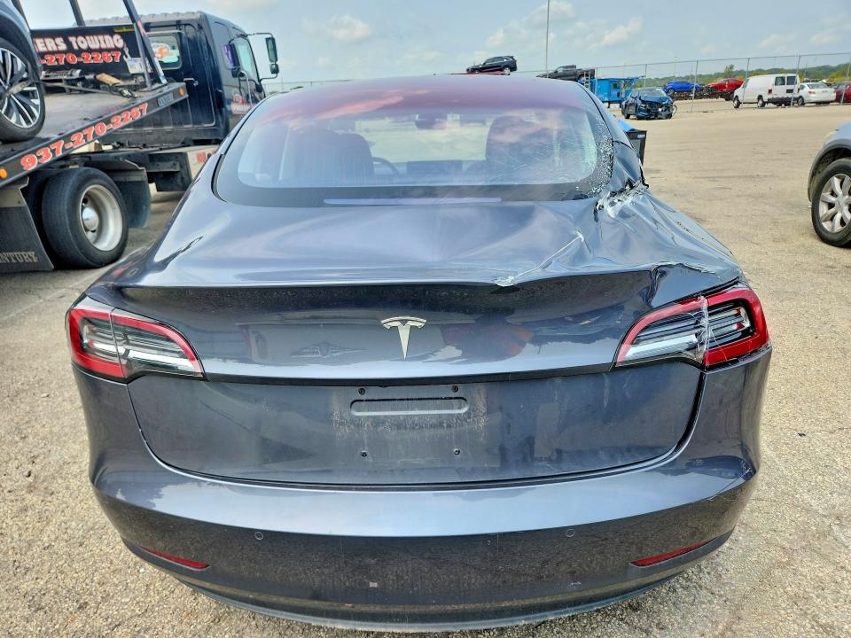 2018 Tesla Model 3 მანქანა იყიდება აუქციონზე, vin: 5YJ3E1EA3JF012636, აუქციონის ნომერი: 63910246