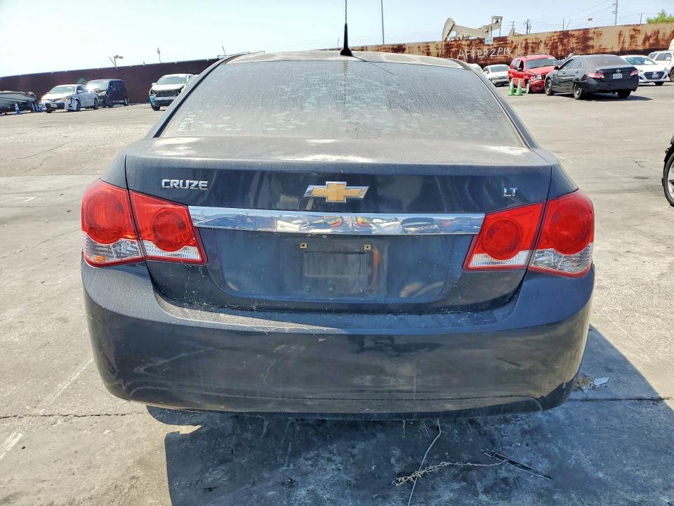 2014 Chevrolet Cruze მანქანა იყიდება აუქციონზე, vin: 1G1PC5SB8E7359931, აუქციონის ნომერი: 63438726