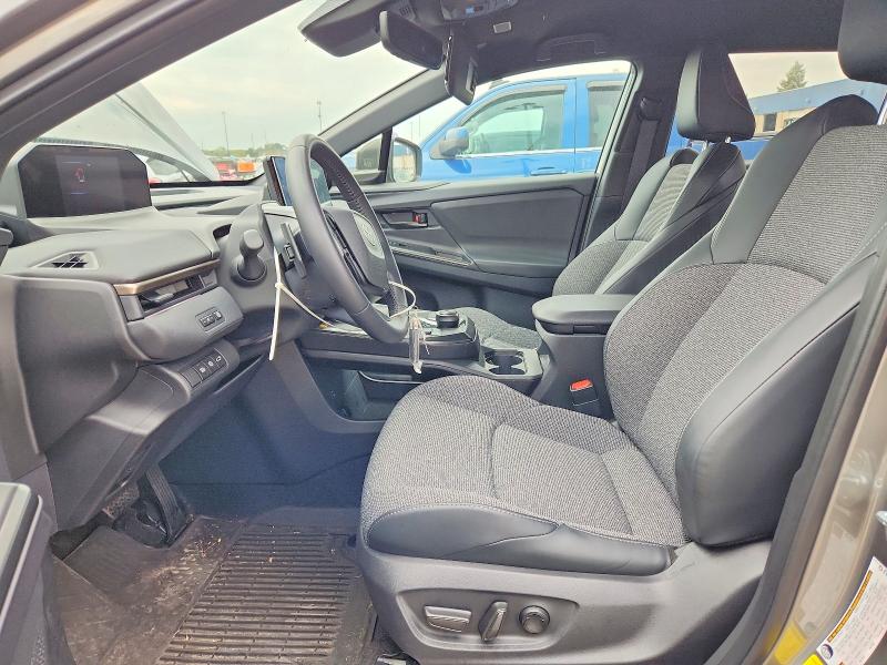 66990996 :رقم المزاد ، JTMBCAEB6TJ016167 vin ، 2026 Toyota Bz مزاد بيع
