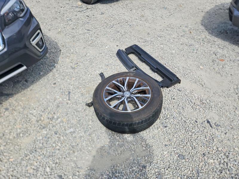 Продаж на аукціоні авто 2018 Volkswagen Tiguan, vin: 3VV3B7AX4JM207244, номер лоту: 67028896