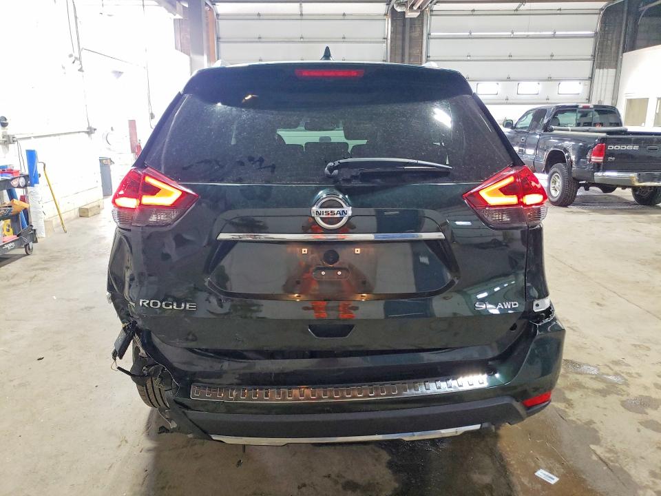 Продажа на аукционе авто 2018 Nissan Rogue, vin: 5N1AT2MV1JC833573, номер лота: 64445756