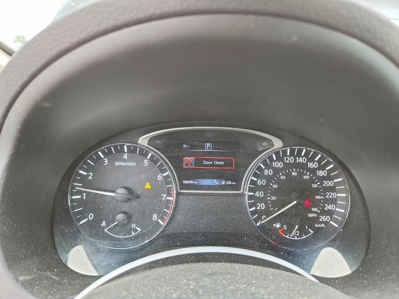Auction sale of the 2017 Nissan Altima, vin: 1N4AL3AP3HN304291, lot number: 64743836