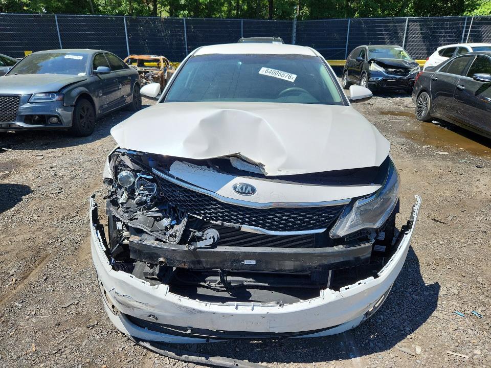2016 Kia Optima მანქანა იყიდება აუქციონზე, vin: KNAGT4L30G5101228, აუქციონის ნომერი: 64005576