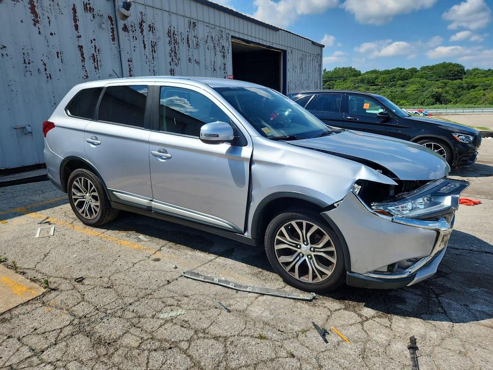 Продаж на аукціоні авто 2016 Mitsubishi Outlander, vin: JA4AZ3A39GZ033437, номер лоту: 63301936
