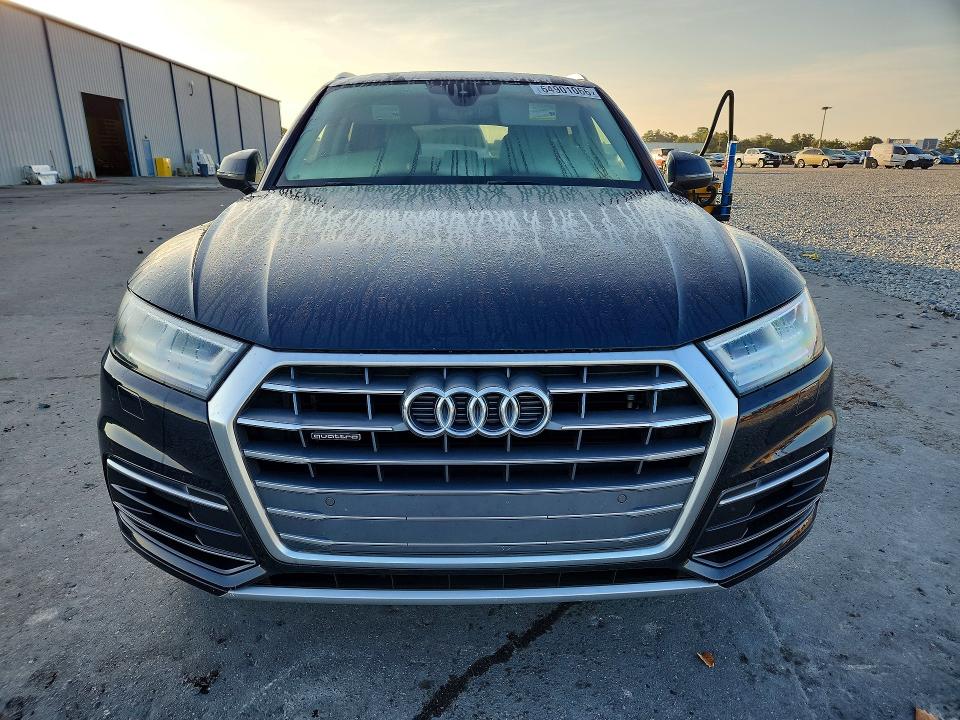 64901066 :رقم المزاد ، WA1BNAFY2J2080933 vin ، 2018 Audi Q5 مزاد بيع