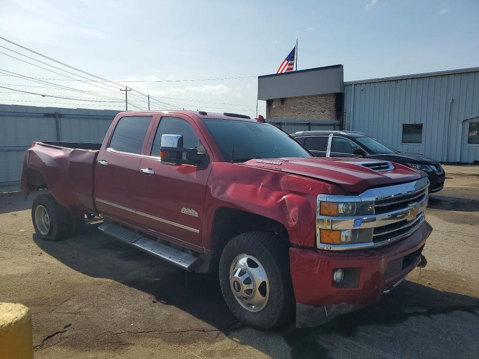 Продаж на аукціоні авто 2018 Chevrolet Silverado, vin: 1GC4K1EY6JF161743, номер лоту: 64660906