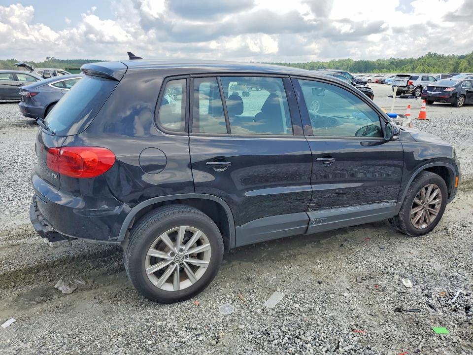 2017 Volkswagen Tiguan მანქანა იყიდება აუქციონზე, vin: WVGAV7AX5HK050799, აუქციონის ნომერი: 63407946