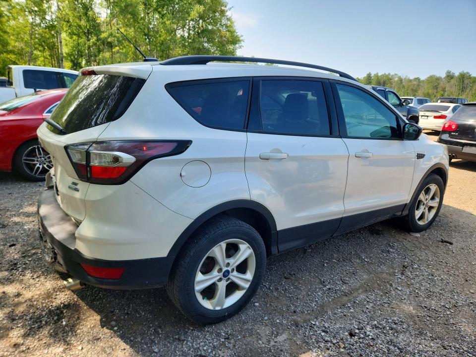 Продаж на аукціоні авто 2017 Ford Escape, vin: 1FMCU9G98HUD70705, номер лоту: 64313946