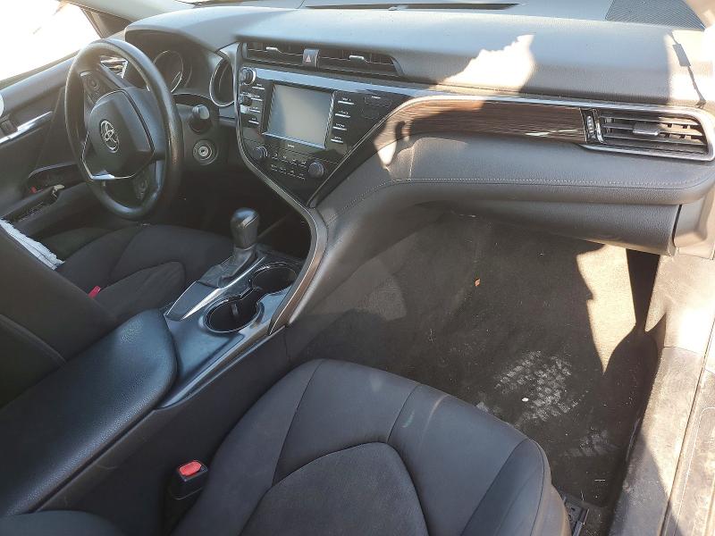63599406 :رقم المزاد ، 4T1C11AK5LU951125 vin ، 2020 Toyota Camry مزاد بيع