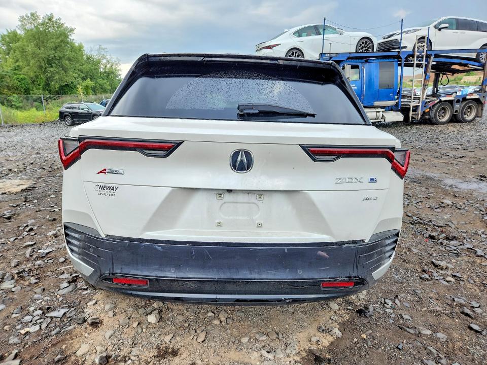 2024 Acura Zdx მანქანა იყიდება აუქციონზე, vin: 4W5KHNRL4RZ512447, აუქციონის ნომერი: 66254546