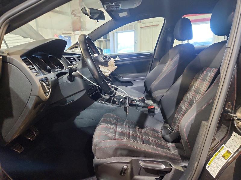 64855746 :رقم المزاد ، 3VW5T7AU8HM051176 vin ، 2017 Volkswagen Gti مزاد بيع
