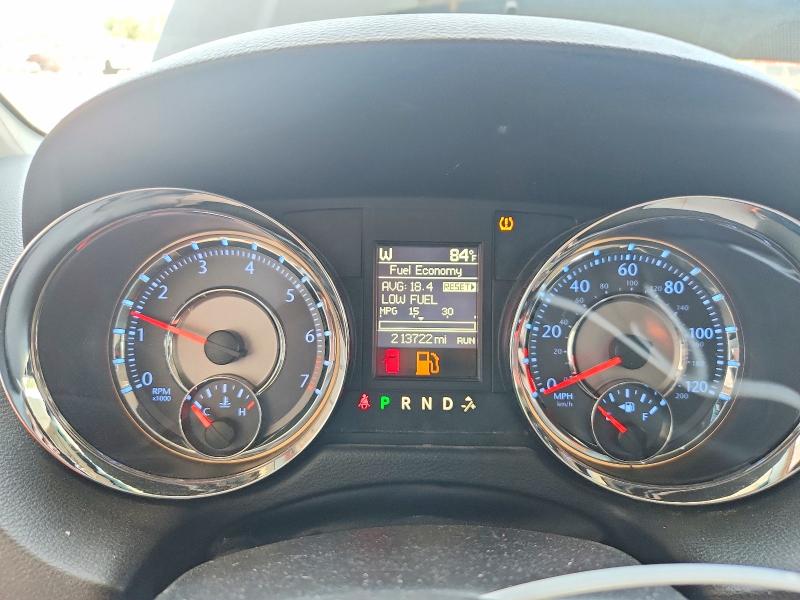 64213136 :رقم المزاد ، 2C4RC1BG7DR555229 vin ، 2013 Chrysler Town & Country مزاد بيع