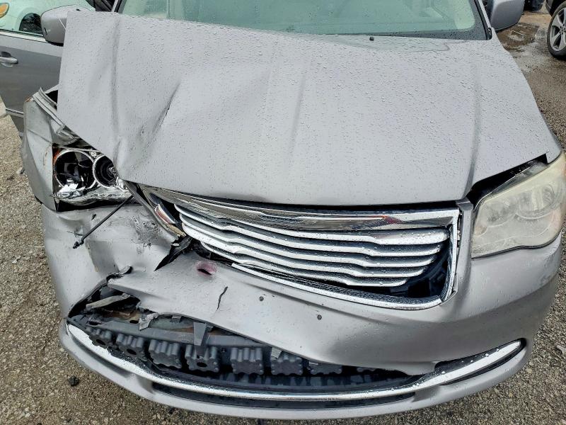 64722016 :رقم المزاد ، 2C4RC1CG3DR574939 vin ، 2013 Chrysler Town & Country مزاد بيع
