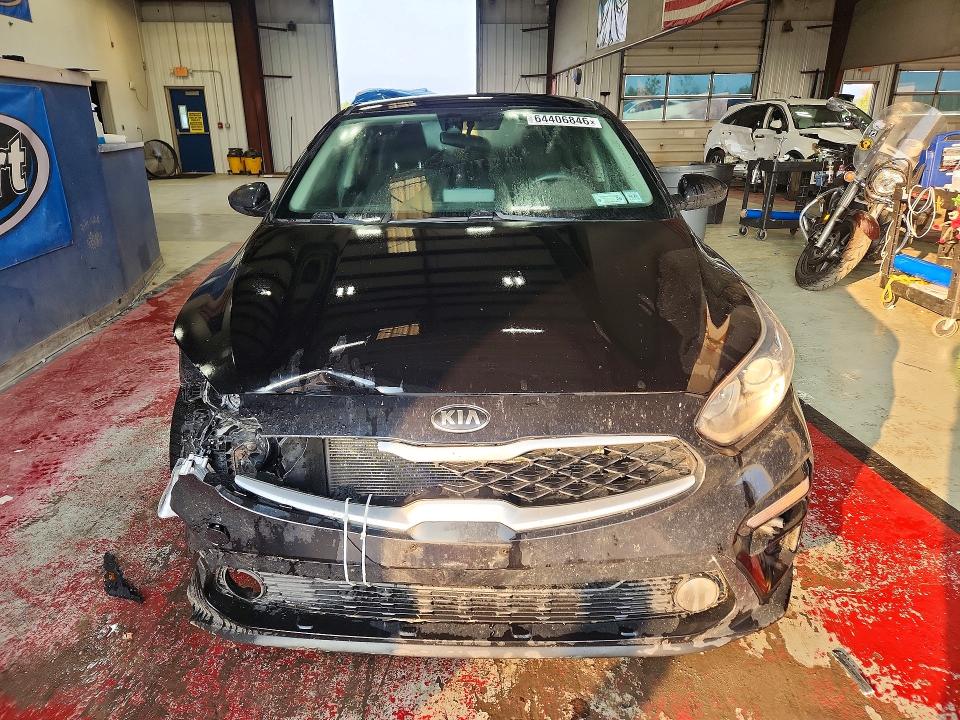 2020 Kia Forte მანქანა იყიდება აუქციონზე, vin: 3KPF24AD2LE205196, აუქციონის ნომერი: 64406846