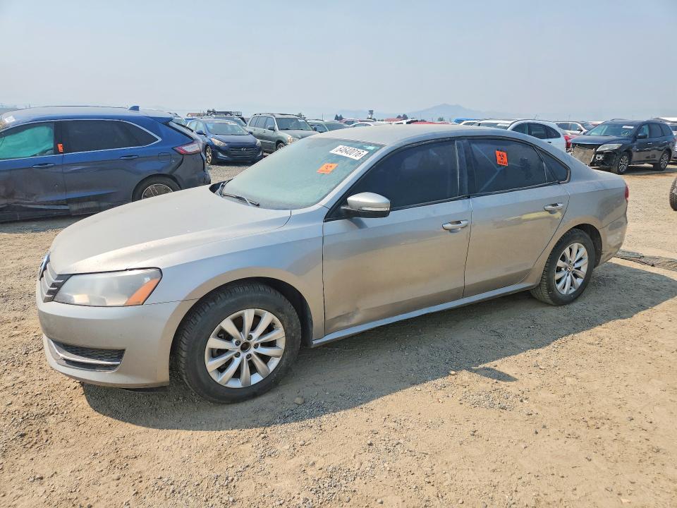 64640016 :رقم المزاد ، 1VWAH7A32CC080237 vin ، 2012 Volkswagen Passat مزاد بيع