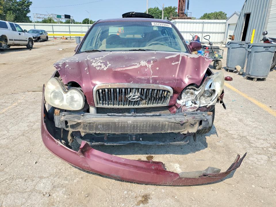 2004 Hyundai Sonata მანქანა იყიდება აუქციონზე, vin: KMHWF35H54A989028, აუქციონის ნომერი: 64293986