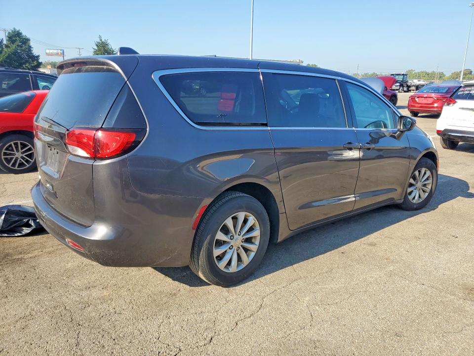 66194926 :رقم المزاد ، 2C4RC1DG6HR676806 vin ، 2017 Chrysler Pacifica مزاد بيع