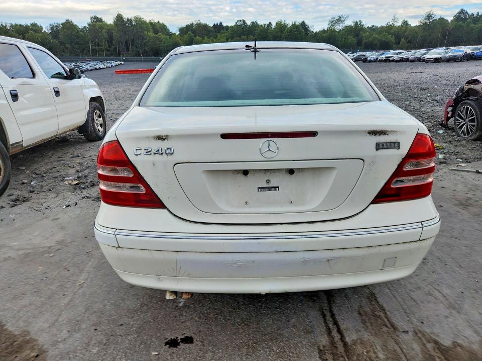 65631266 :رقم المزاد ، WDBRF61J13F321111 vin ، 2003 Mercedes-benz C مزاد بيع