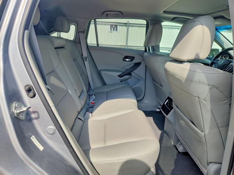 Продаж на аукціоні авто 2018 Acura Rdx, vin: 5J8TB4H53JL010702, номер лоту: 64639216