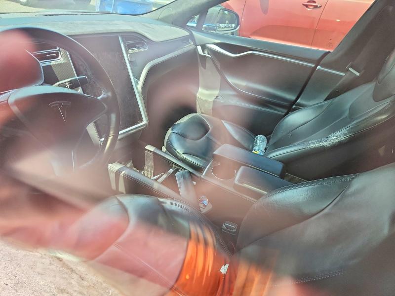 Продаж на аукціоні авто 2015 Tesla Model S, vin: 5YJSA1H25FFP74031, номер лоту: 64041426
