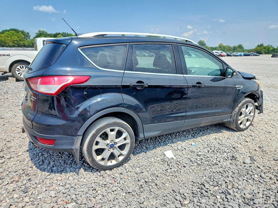 Продажа на аукционе авто 2016 Ford Escape, vin: 1FMCU9J98GUC53326, номер лота: 63780946