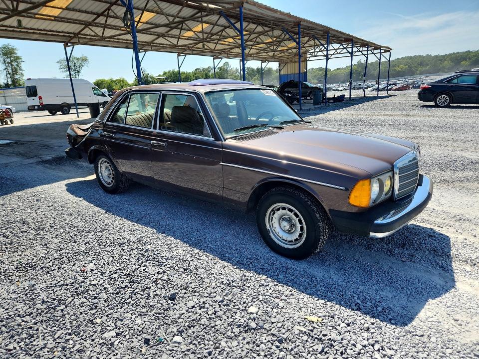 1985 Mercedes-benz 300 მანქანა იყიდება აუქციონზე, vin: WDBAB33CXFA272238, აუქციონის ნომერი: 65902846