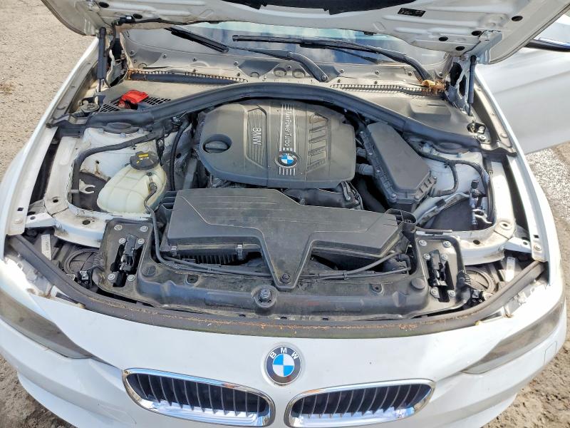2015 Bmw 328 მანქანა იყიდება აუქციონზე, vin: WBA3D5C55FK291112, აუქციონის ნომერი: 65868746