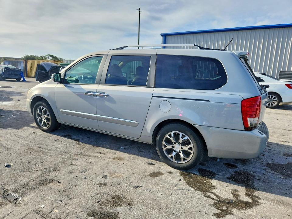 2014 Kia Sedona მანქანა იყიდება აუქციონზე, vin: KNDMH4C70E6588996, აუქციონის ნომერი: 64230986