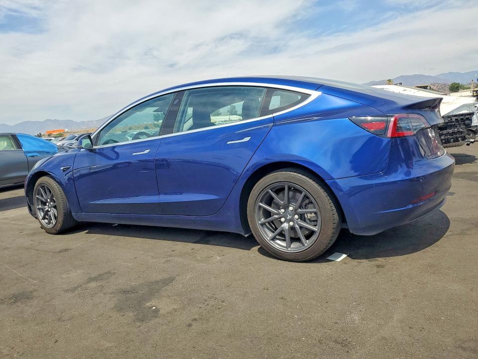 2018 Tesla Model 3 მანქანა იყიდება აუქციონზე, vin: 5YJ3E1EA4JF040896, აუქციონის ნომერი: 67265416